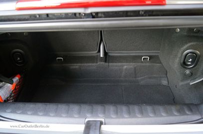 Car image 36