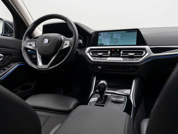 BMW 320d Touring Sport Line 140 kW image number 43