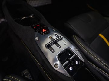 Car image 43