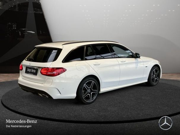 Mercedes-Benz C 300 e T AMG 235 kW image number 6