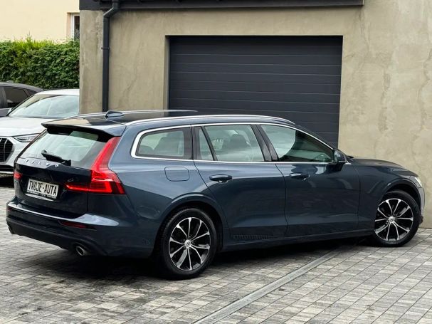 Volvo V60 D4 Geartronic Momentum 140 kW image number 32