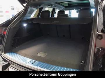 Car image 38