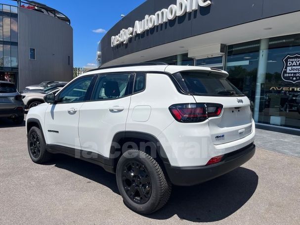 Jeep Compass 1.3 T4 PHEV Overland 4xe 177 kW image number 4