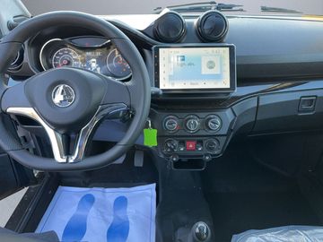 Car image 11