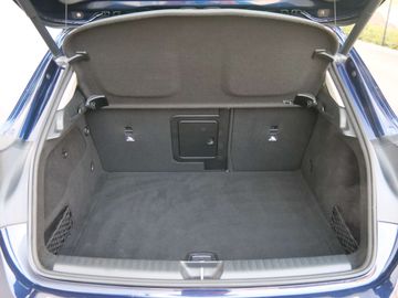 Car image 37