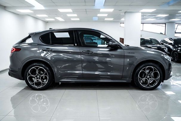 Alfa Romeo Stelvio 2.2 Q4 154 kW image number 4