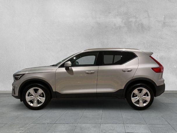 Volvo XC40 B4 Core 147 kW image number 10