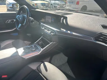 Car image 39