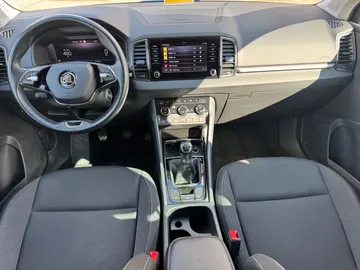 Car image 26