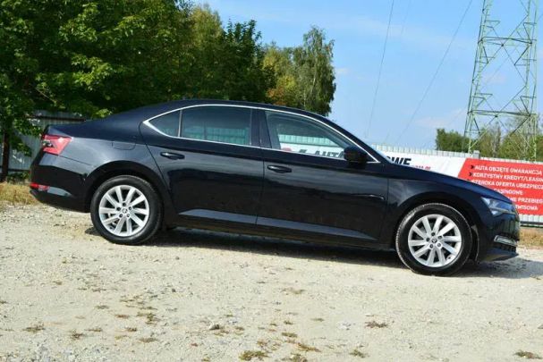 Skoda Superb 2.0 TDI DSG Style 140 kW image number 9