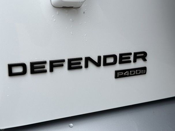 Land Rover Defender 110 P400e 297 kW image number 14