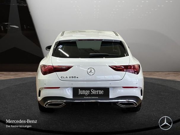 Mercedes-Benz CLA 250 Shooting Brake e 160 kW image number 7