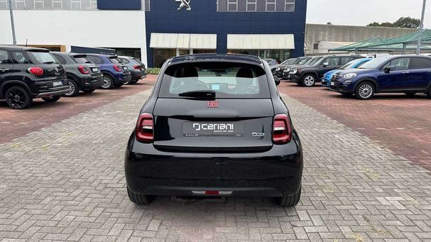 Fiat 500 e RED 70 kW image number 3