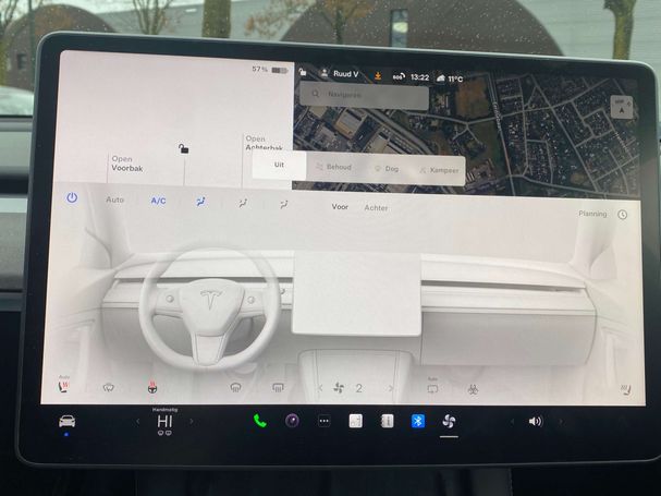 Tesla Model Y Long Range AWD 378 kW image number 23