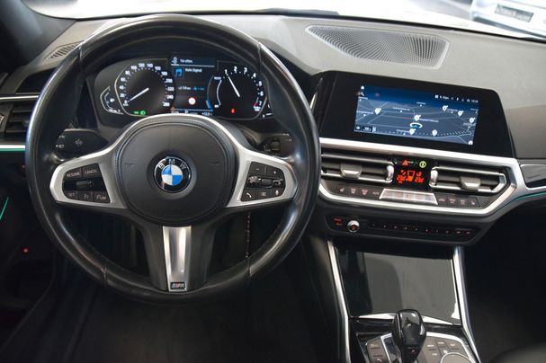 BMW 330 e Sport Line 215 kW image number 8