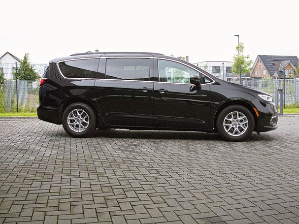 Chrysler Pacifica 214 kW image number 9