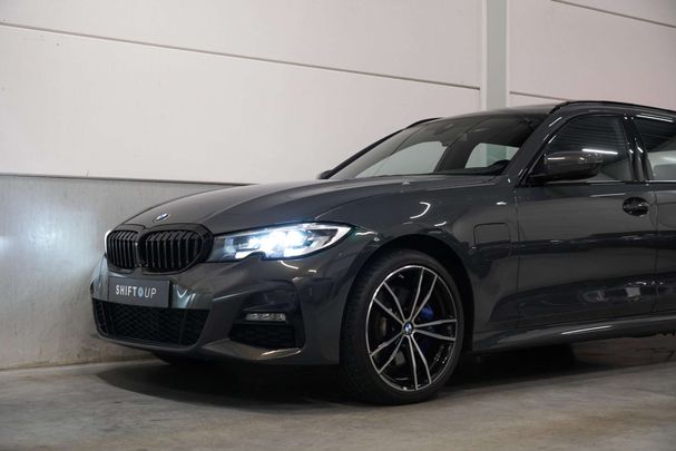 BMW 330e Touring M Sport xDrive 215 kW image number 34