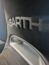 Car image 27