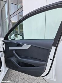 Car image 33