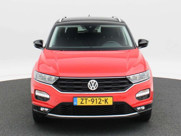 Volkswagen T-Roc 1.0 TSI Style 85 kW image number 2