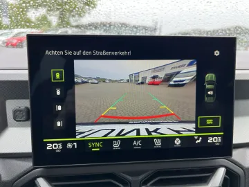 Car image 32