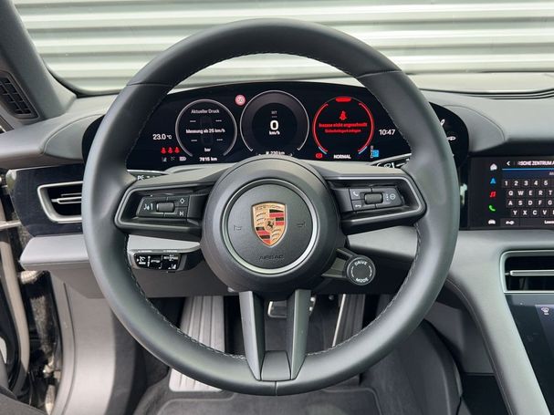 Porsche Taycan 320 kW image number 14