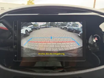 Car image 28
