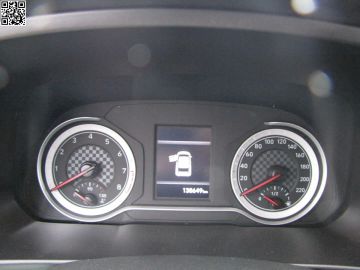 Car image 23