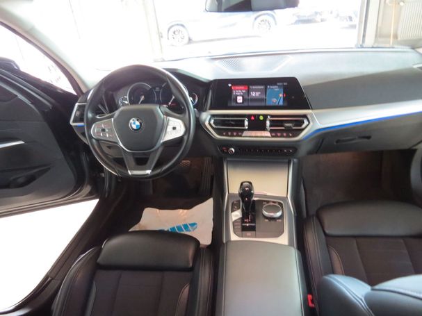 BMW 330d xDrive 195 kW image number 15