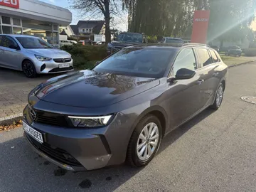 Car image 26