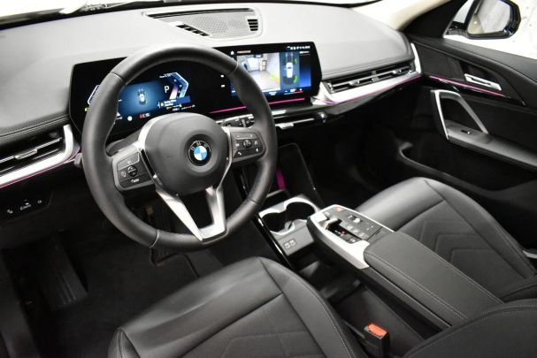 BMW X1 sDrive18i 100 kW image number 4