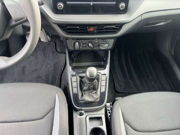 Car image 11