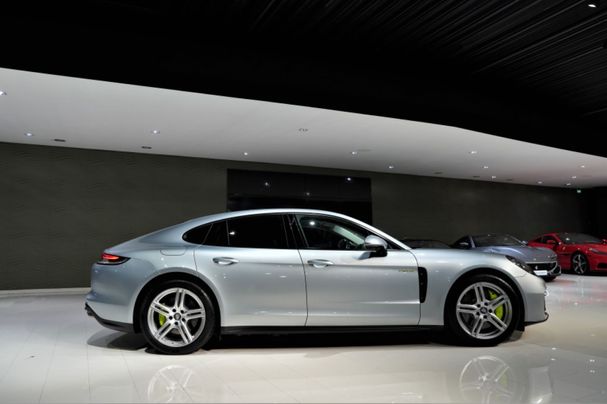 Porsche Panamera 4 E-Hybrid 340 kW image number 2