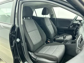 Car image 31
