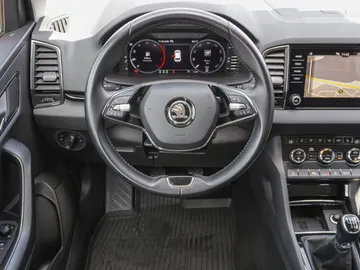 Car image 26