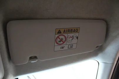 Car image 33
