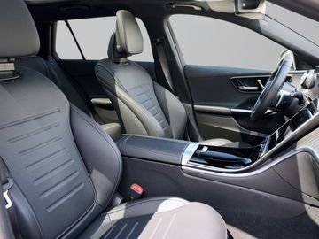 Car image 35