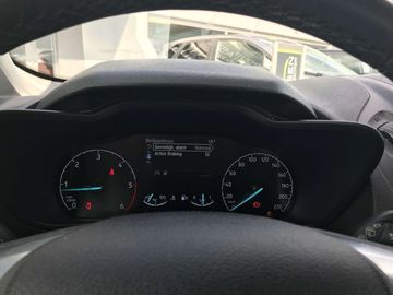 Car image 30