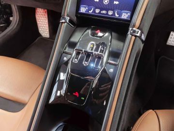 Car image 46