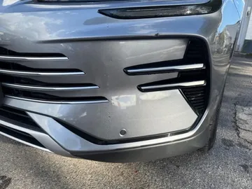 Car image 31