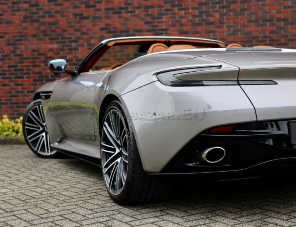 Aston Martin DB12 Volante 4.0 V8 500 kW image number 4