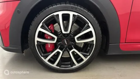 Car image 20
