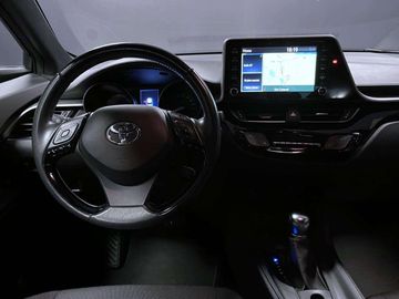 Car image 10