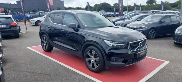 Volvo XC40 D4 AWD Geartronic Inscription 140 kW image number 3