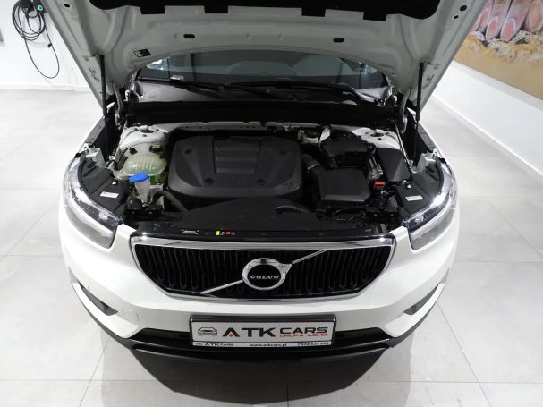 Volvo XC40 T3 120 kW image number 12