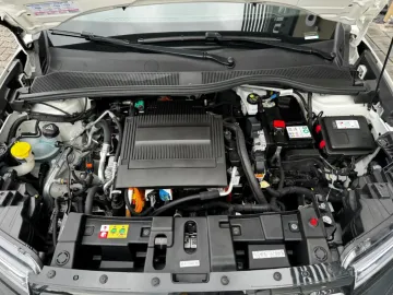 Car image 38