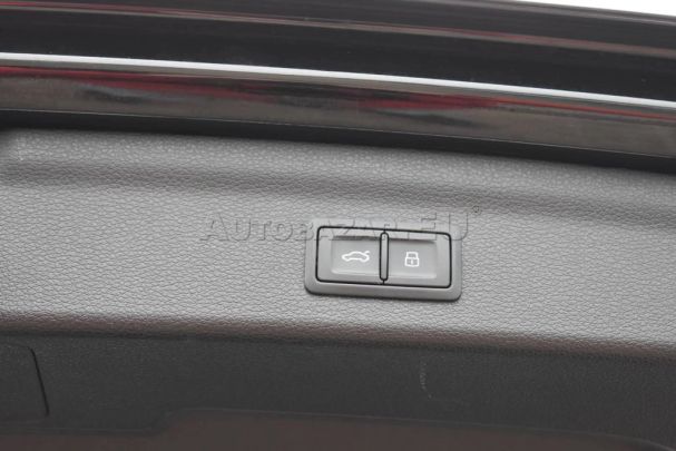 Audi Q3 35 TDI S tronic Advanced 110 kW image number 27