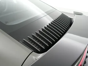 Car image 47