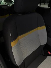 Car image 42