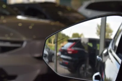 Car image 36